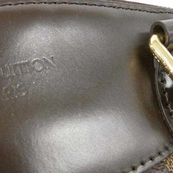 LOUIS VUITTON Authentic Brown Damier Bag - Picture 4 of 9